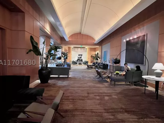 2-bedroom condo for sale in Miami - 1435 Brickell Ave 3307 - MondialRealty