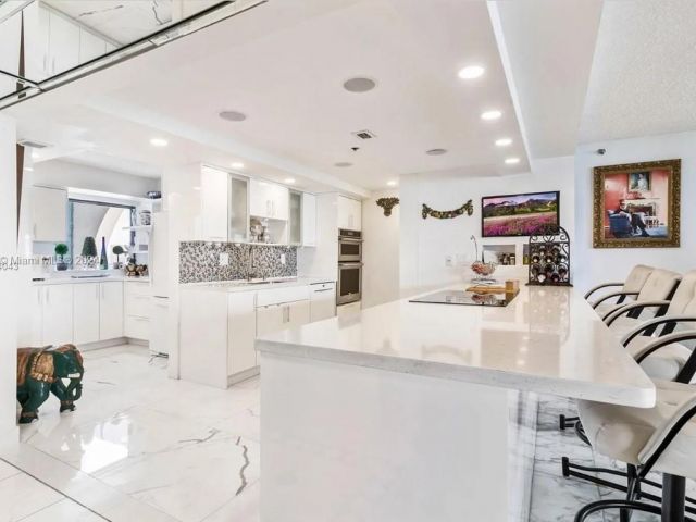 Apartment for sale  Unit #A-3451 - photo 5771278