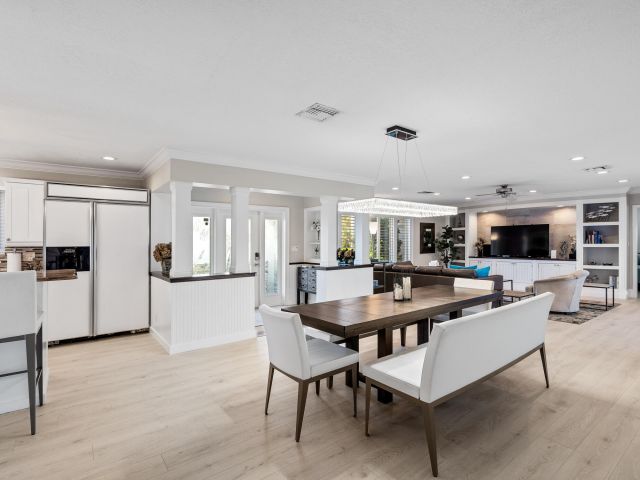 Home for sale at 1008 NE 26th Avenue - photo 5540305