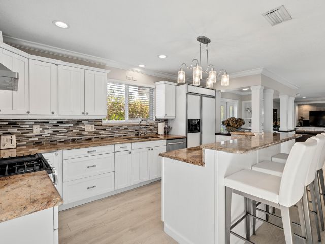 Home for sale at 1008 NE 26th Avenue - photo 5540307