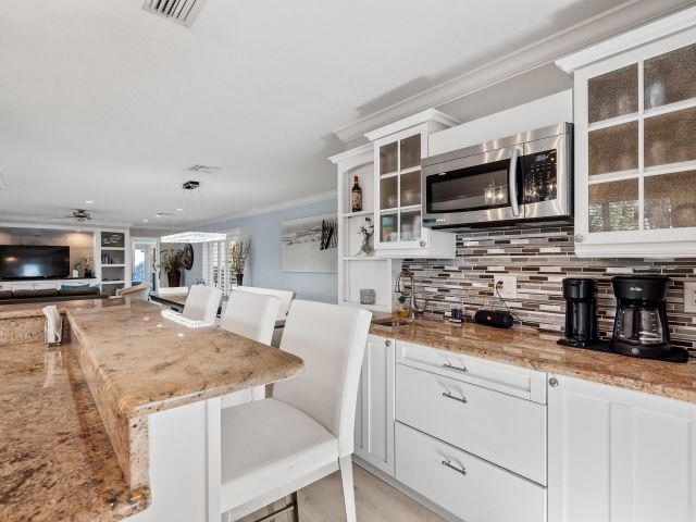 Home for sale at 1008 NE 26th Avenue - photo 5540308