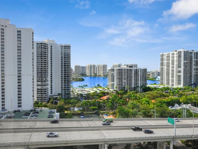 Apartment for sale  Unit #15G - photo 5908932