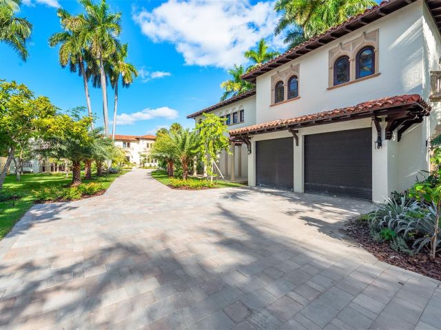 Home for sale at 49 Palm Ave - photo 5515924