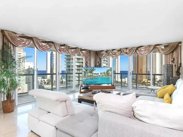 Apartment for sale  Unit #1451 - photo 5651756