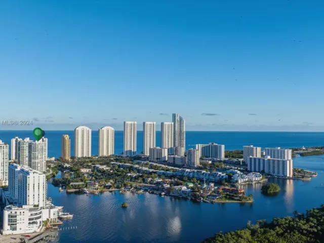 Apartment for sale  Unit #1451 - photo 5651759