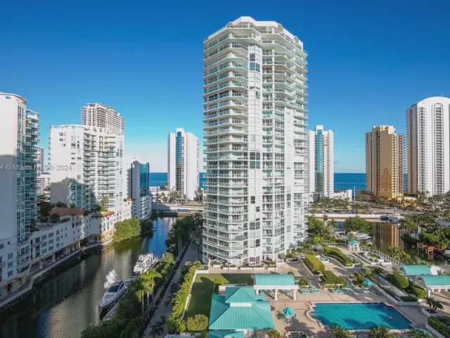 Apartment for sale  Unit #1451 - photo 5651745