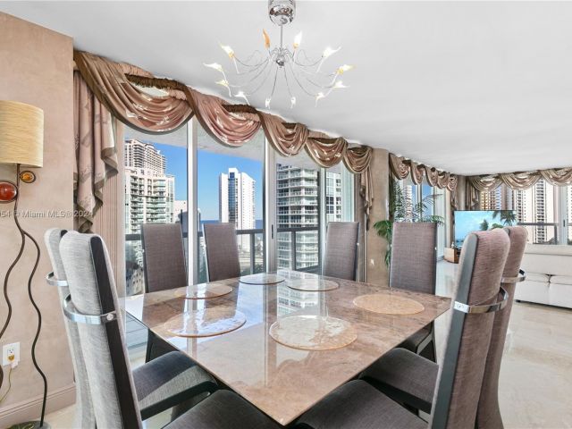 Apartment for sale  Unit #1451 - photo 5651752