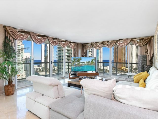 Apartment for sale  Unit #1451 - photo 5651756