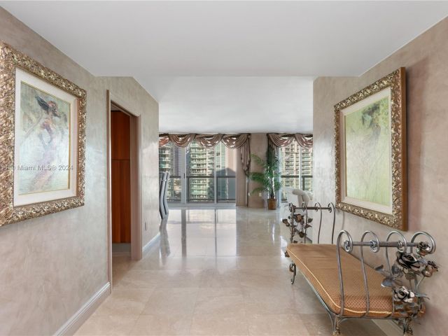 Apartment for sale  Unit #1451 - photo 5651757