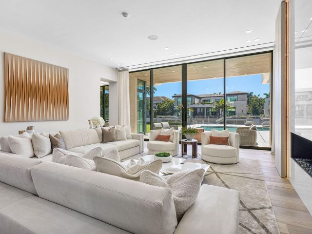 Home for sale at 224 W Key Palm Road - photo 5842860