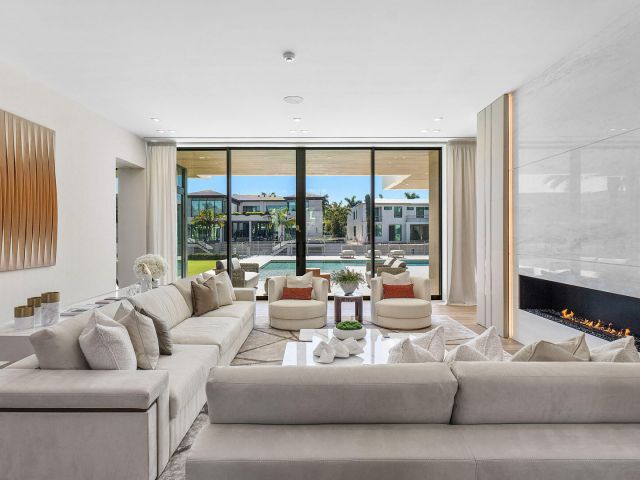 Home for sale at 224 W Key Palm Road - photo 5842861