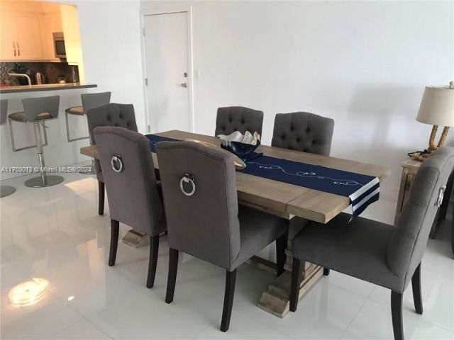 Apartment for sale  Unit #1108 - photo 6085476