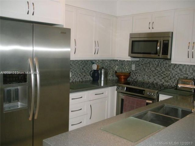 Apartment for sale  Unit #1108 - photo 6085477