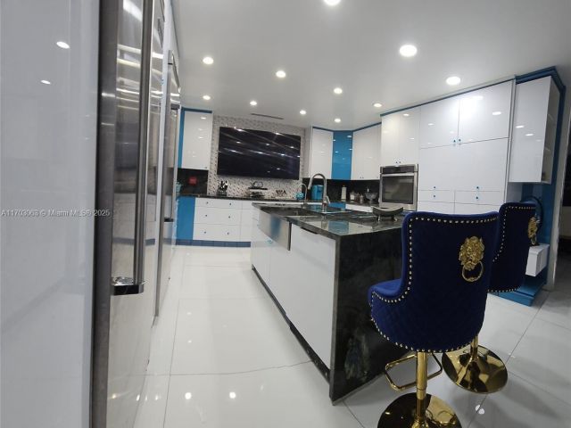 Home for sale at 15700 SW 202nd Ave - photo 6227815