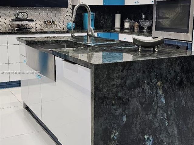 Home for sale at 15700 SW 202nd Ave - photo 6227816