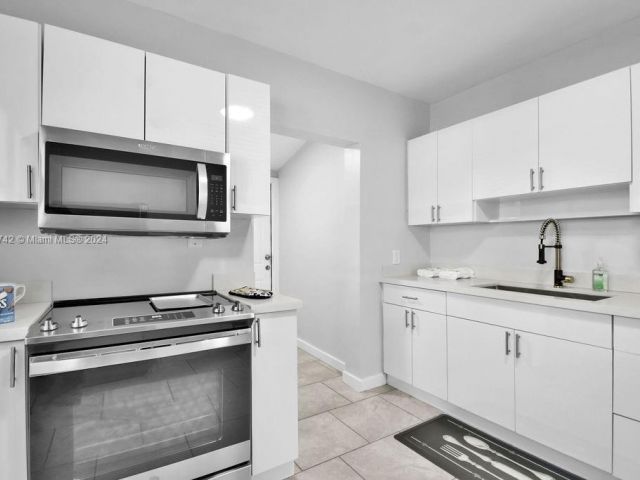 Home for sale at 585 NW 51st St - photo 5703767