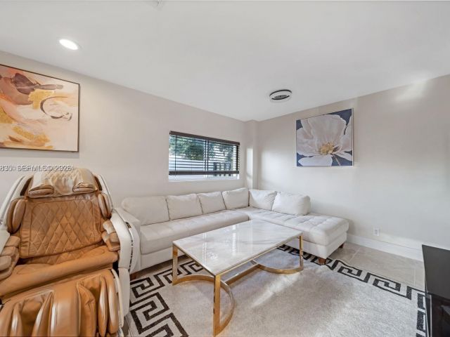 Home for sale at 615 NW 10th Ter 1 - photo 7465005