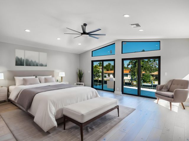 Home for sale at 2447 SE 10th Street - photo 5544091