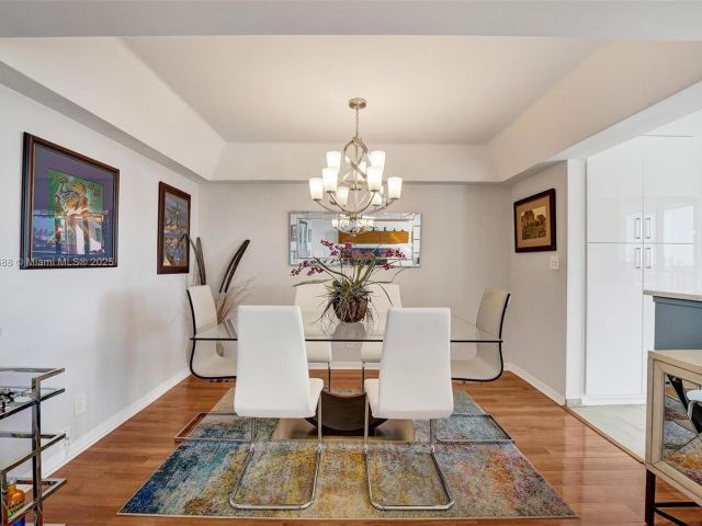 Apartment for sale  Unit #8B - photo 6251443