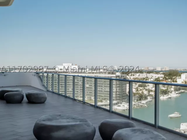 3-bedroom condo for sale in Miami Beach - 6800 Indian Creek Dr PH2 - MondialRealty