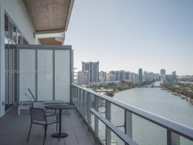3-bedroom condo for sale in Miami Beach - 6800 Indian Creek Dr PH2 - MondialRealty
