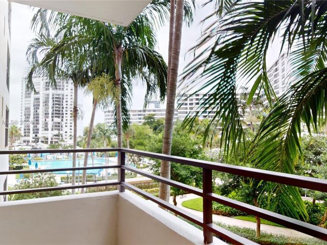 Apartment for sale  Unit #417 - photo 5679788