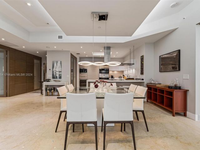 Apartment for sale  Unit #PH-5 - photo 5687822