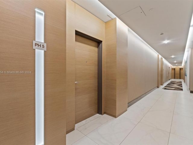 Apartment for sale  Unit #PH-5 - photo 5687831