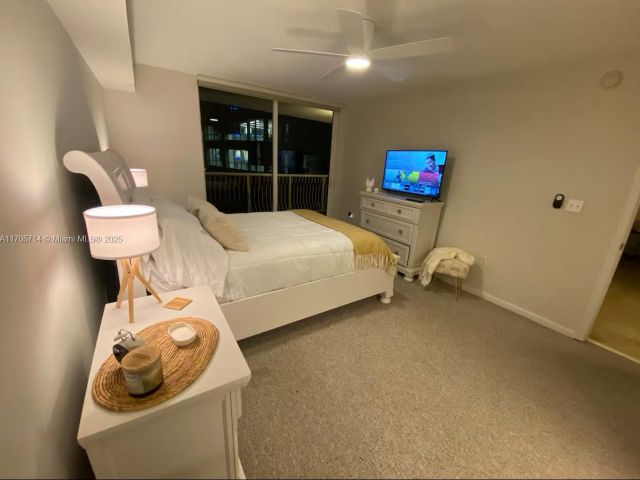 Apartment for rent  Unit #3220 - photo 5856197