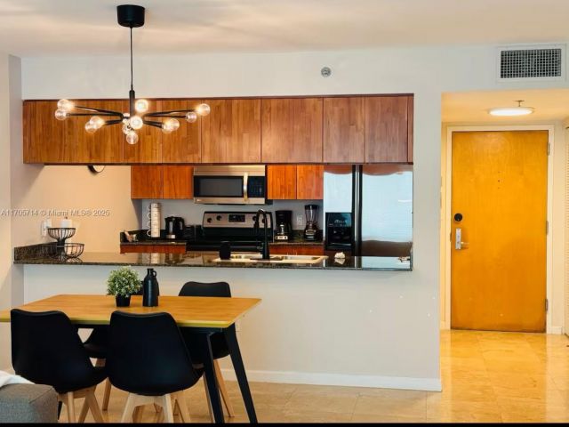 Apartment for rent  Unit #3220 - photo 7449720