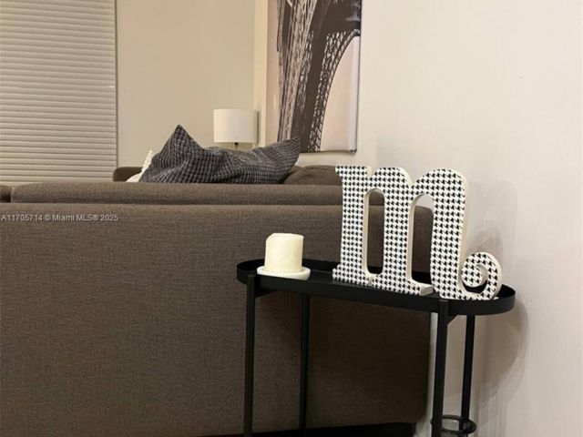 Apartment for rent  Unit #3220 - photo 7449723