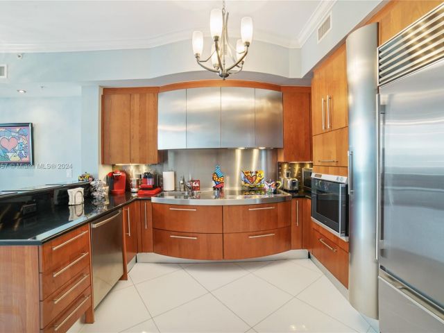 Apartment for sale  Unit #1906 - photo 5659574