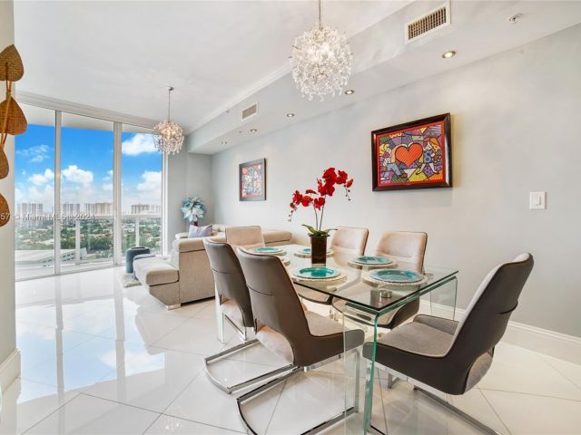 Apartment for sale  Unit #1906 - photo 5659583