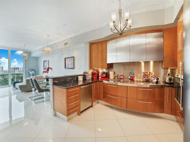 Apartment for sale  Unit #1906 - photo 5659584