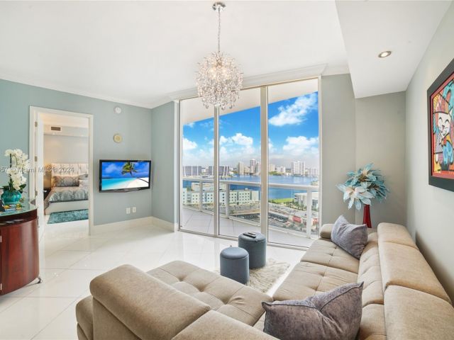 Apartment for sale  Unit #1906 - photo 5659586