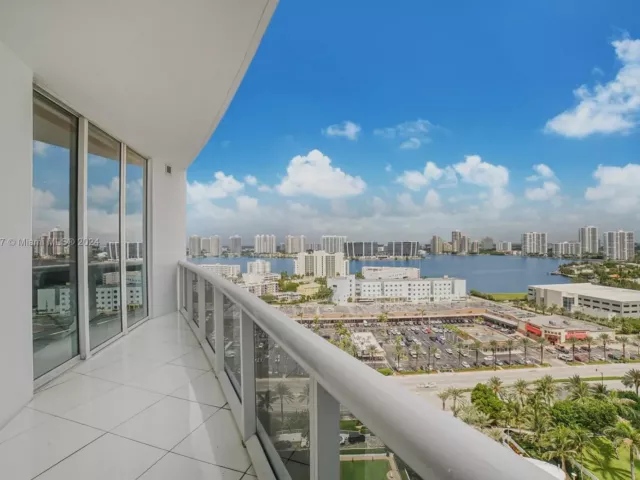 Apartment for sale  Unit #1906 - photo 5659580