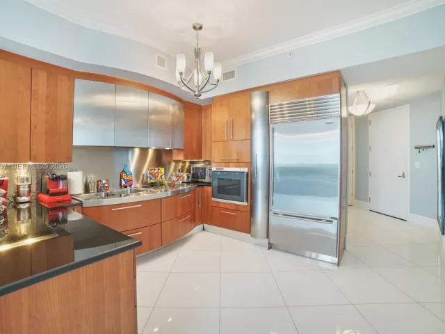 Apartment for sale  Unit #1906 - photo 6582179