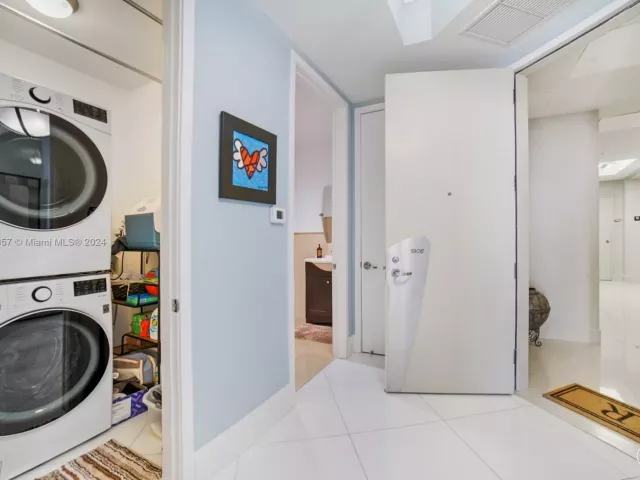 Apartment for sale  Unit #1906 - photo 5659573