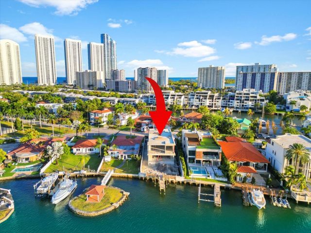 Home for sale at 307 Atlantic Ave - photo 5735382