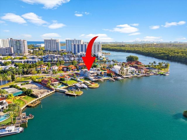 Home for sale at 307 Atlantic Ave - photo 5735385