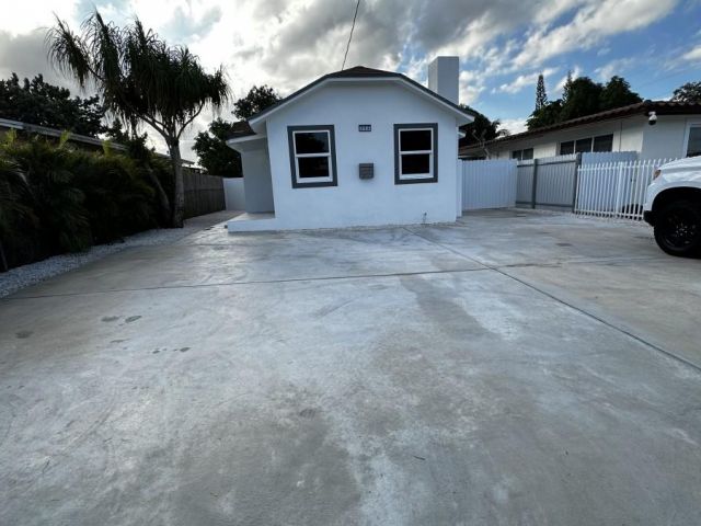 Home for sale at 254 NW 57th Ct - photo 6100145