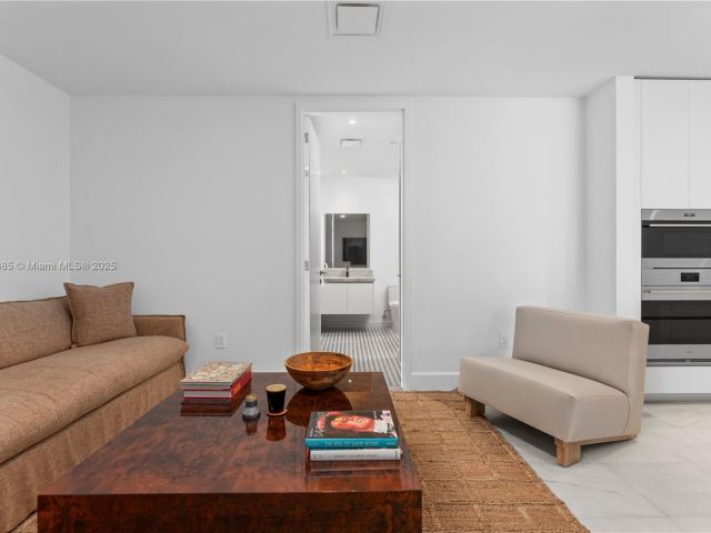 Apartment for sale  Unit #4902 - photo 5666063