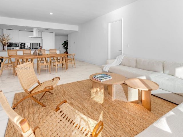 Apartment for sale  Unit #4902 - photo 5666073