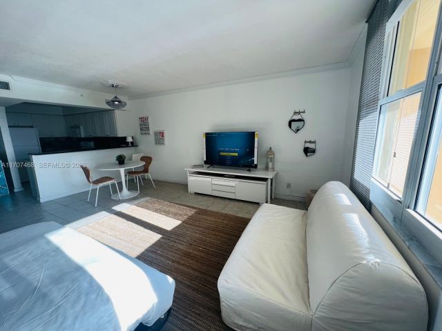 condo for sale in Hollywood - 2501 S Ocean Dr PH32 - MondialRealty