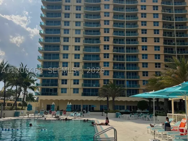 condo for sale in Hollywood - 2501 S Ocean Dr PH32 - MondialRealty