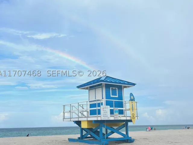 condo for sale in Hollywood - 2501 S Ocean Dr PH32 - MondialRealty