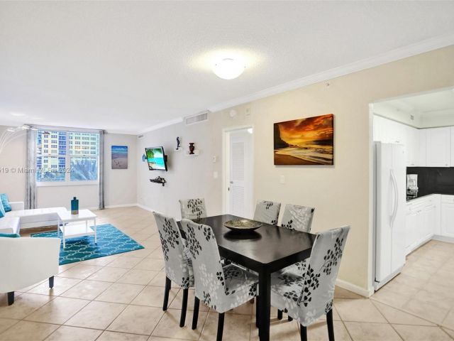 Apartment for rent  Unit #533 (available Feb 1) - photo 5634000