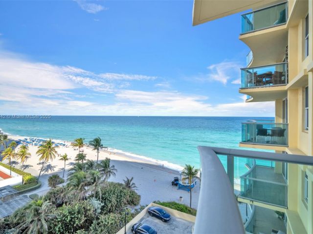 Apartment for rent  Unit #809 - photo 6261365