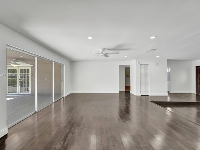 Home for sale at 620 NE 2ND STREET - photo 5544735