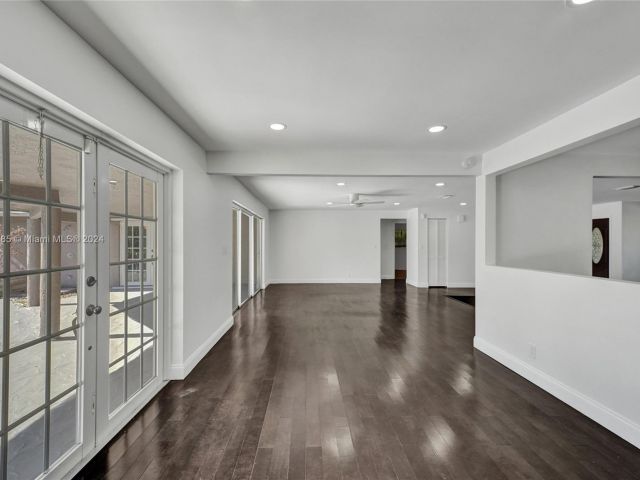 Home for sale at 620 NE 2ND STREET - photo 5544736